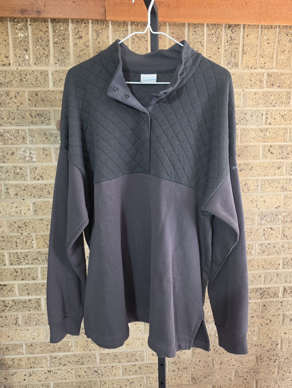 NWOT Women's Columbia Quilted Half-Snap Pullover. Size XXL. Gray